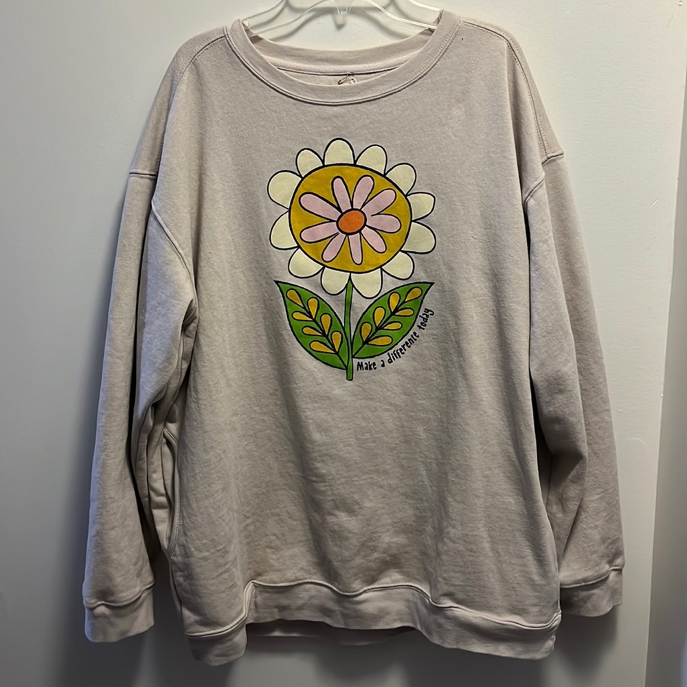 Light sweater with pockets